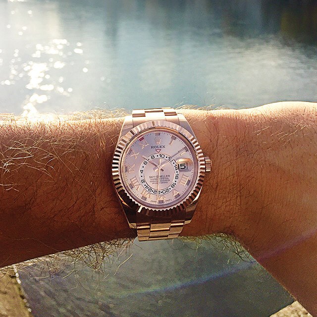 Grigor Dimitrov posts a photo of his Rolex to Instagram. These players' lives do not suck!